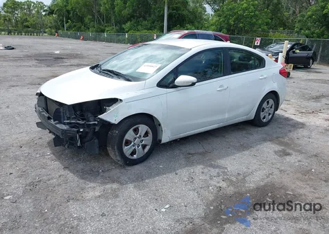 2016 Kia Forte Lx z USA, uszkodzony, nr VIN KNAFK4A60G5471106
